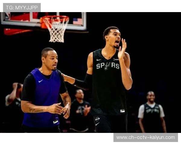 文班亚马季前赛场均2.0盖帽 展现初步天赋